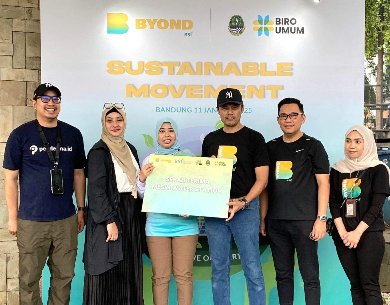 BSI Kolaborasi dengan Pemprov Jabar untuk Mengurangi Limbah Plastik dan Meningkatkan Akses Air Bersih
