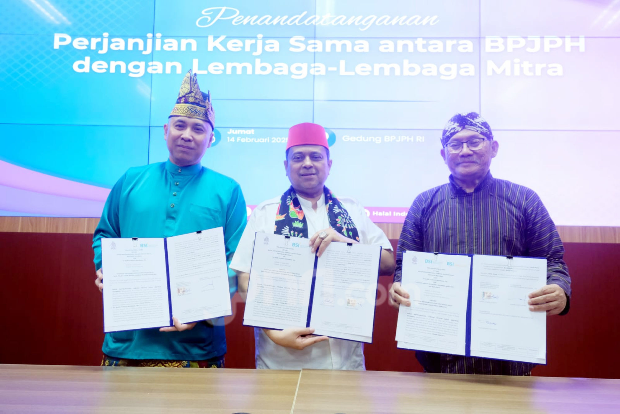 BPJPH dan BSI Bersatu untuk Mendorong Sertifikasi Halal UMKM
