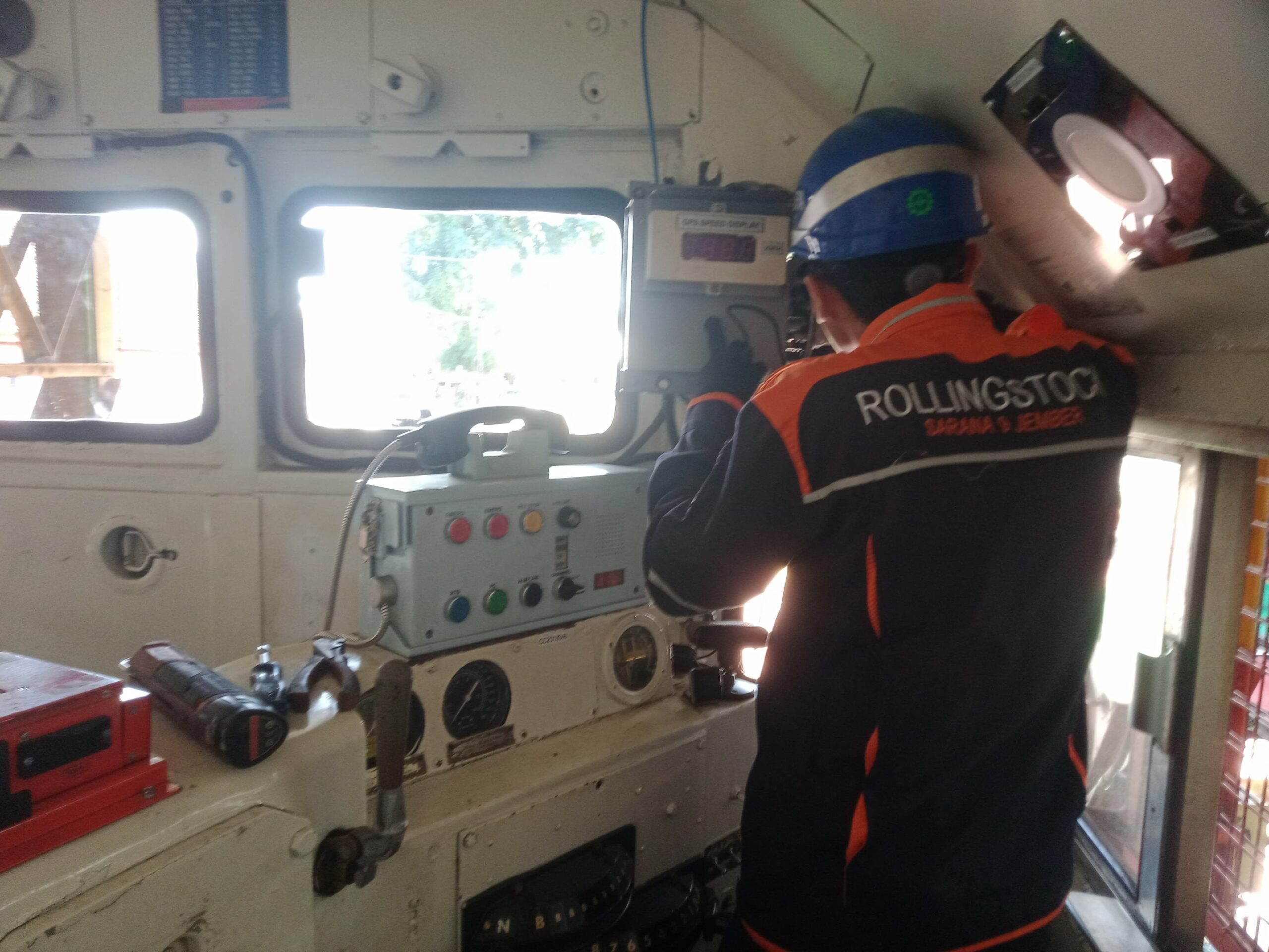 Digitalisasi Perawatan Kereta Api di Daop 9 Jember Tingkatkan Efisiensi