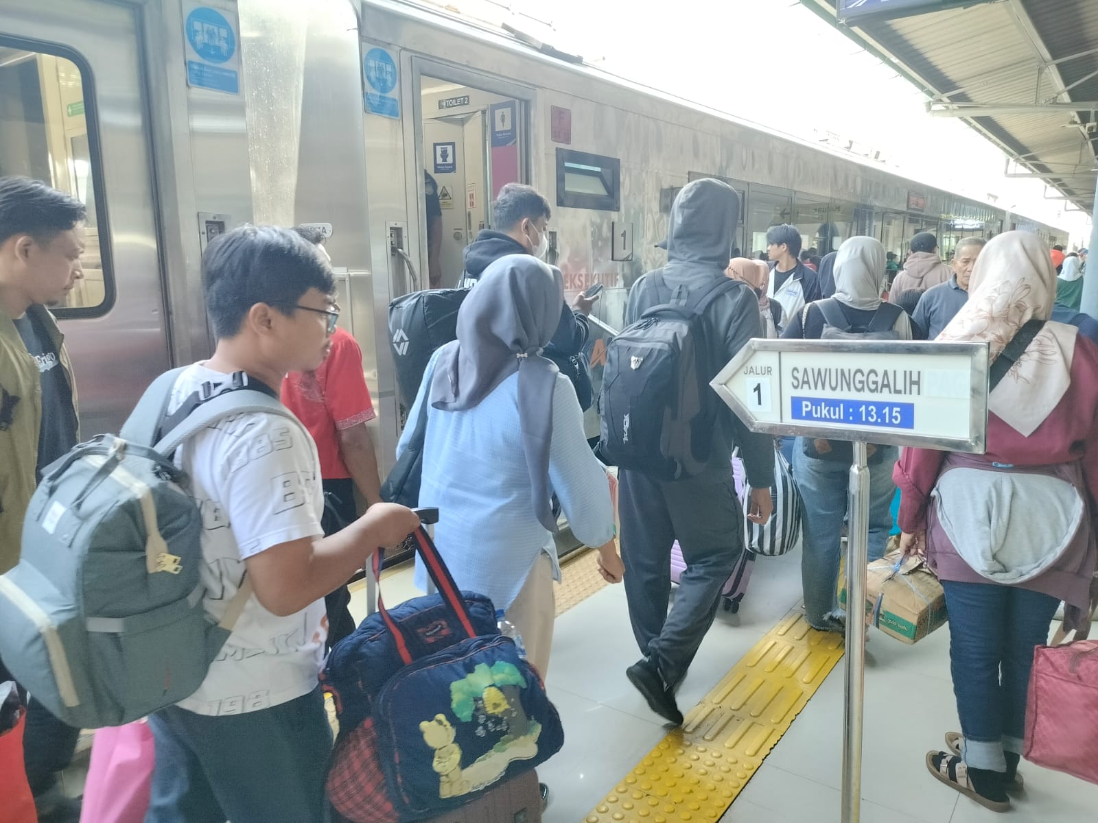 Arus Balik Kereta Api Tetap Lancar Berkat Kebijakan WFA