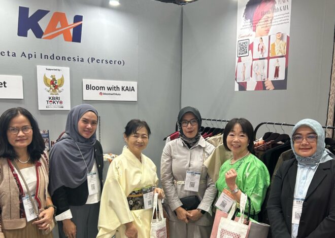 KAI Bantu UMKM Binaan Raih Pasar Global di Fashion World Tokyo 2025