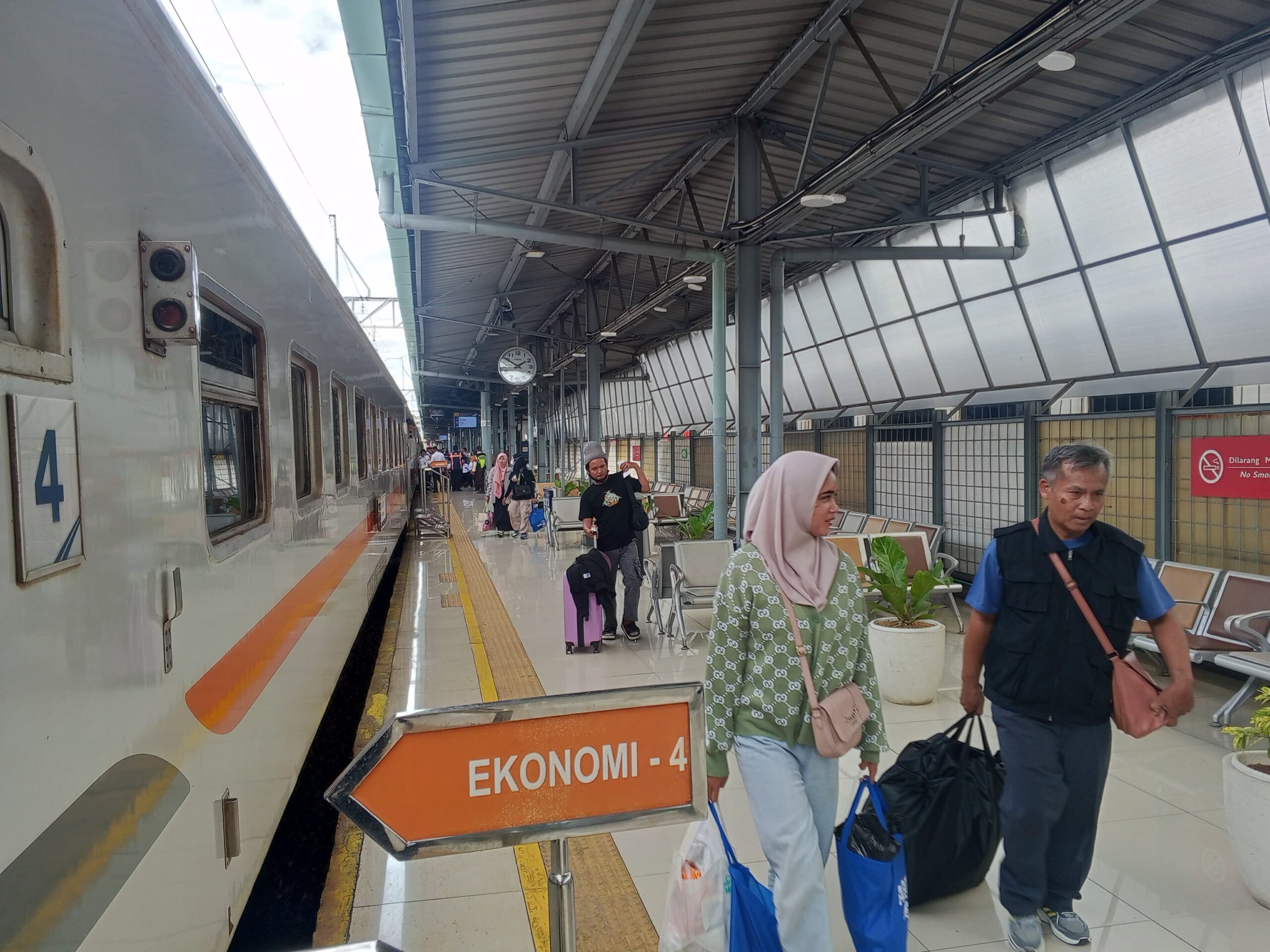 KAI Group Dorong Transportasi Berkelanjutan dengan 115 Juta Pelanggan di Triwulan I