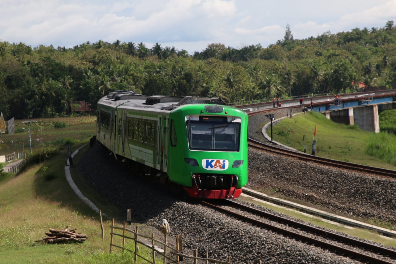 KAI Group: Meningkatkan Konektivitas Nasional Melalui Kereta Bandara yang Terintegrasi