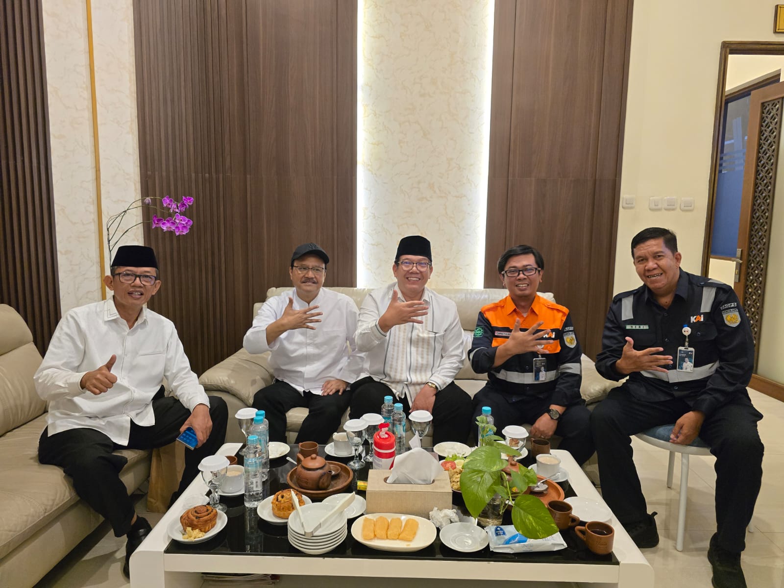 Pejabat Tinggi Pilih Kereta Api Purwokerto sebagai Moda Transportasi