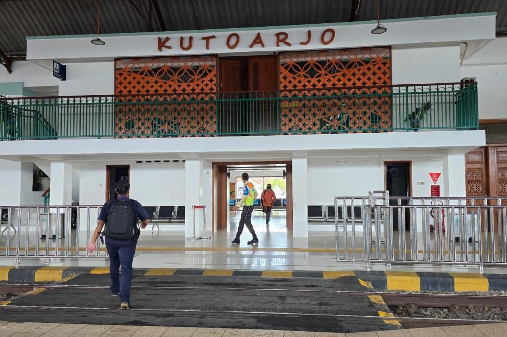 KAI Dorong Pemesanan Tiket Online Jelang Libur Panjang