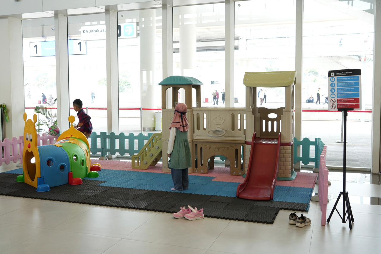 KCIC Permudah Liburan dengan Tiket Gratis untuk Anak Usia di Bawah 3 Tahun