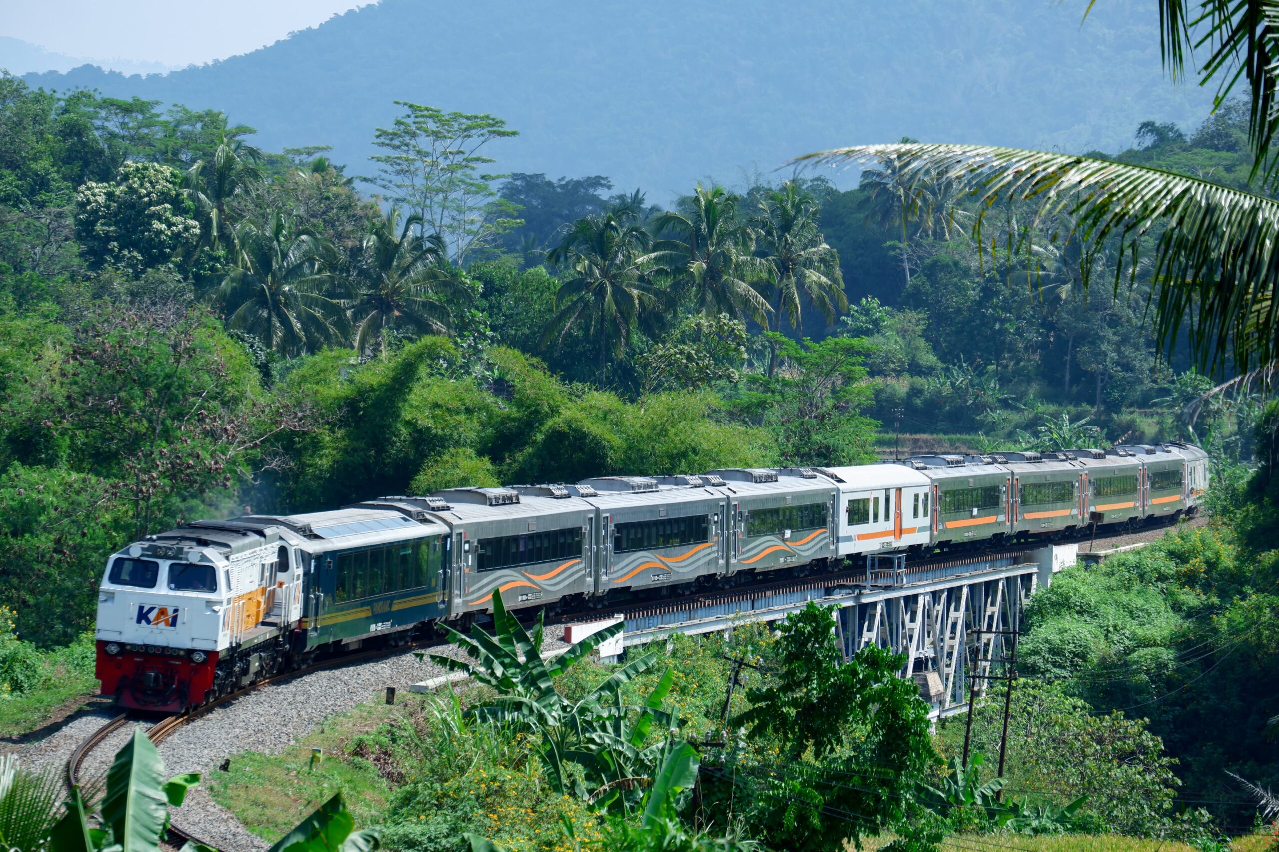 KAI Fokus pada Dampak Sosial Lewat Dana Rp8,1 Miliar untuk Pemberdayaan