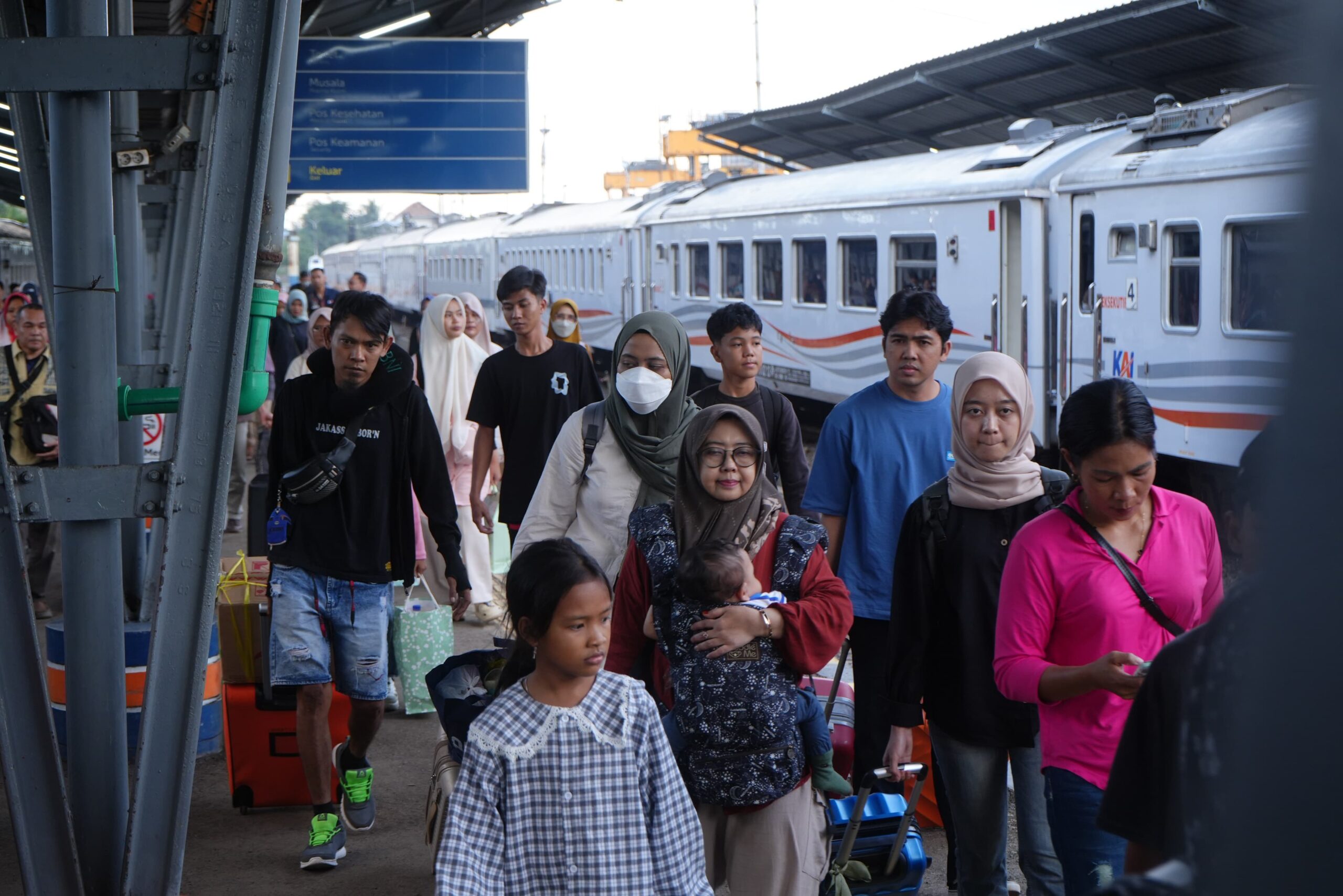 KAI Divre III Palembang Siapkan Sarana Andal untuk Libur Panjang Waisak Melalui Perawatan Maksimal