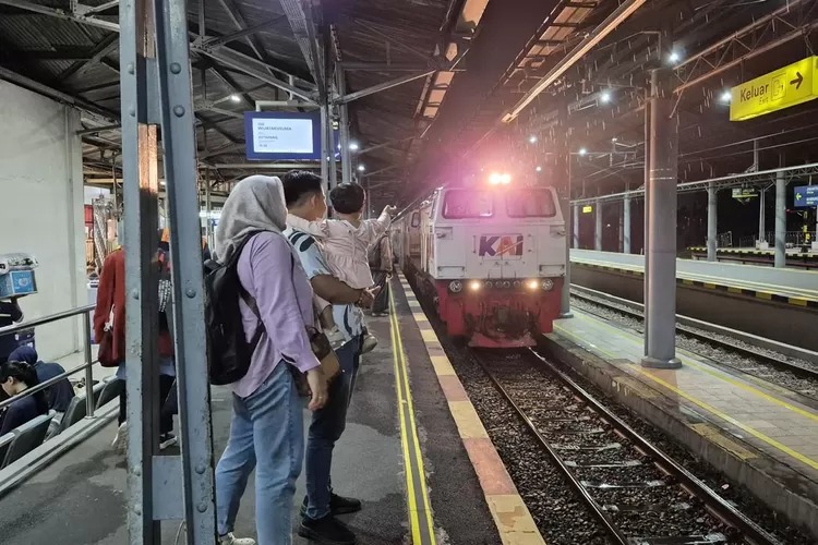 Daop 6 Fokus Jaga Kualitas Layanan di Tengah Lonjakan Penumpang Waisak