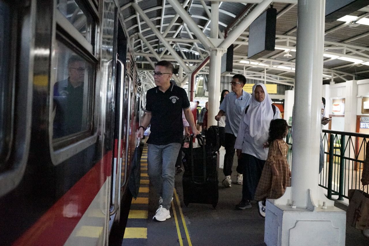 Hadapi Lonjakan Penumpang, PT Railink Tambah Perjalanan